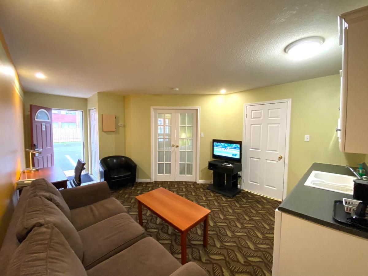 Lakeshore Suites North Bay Buitenkant foto