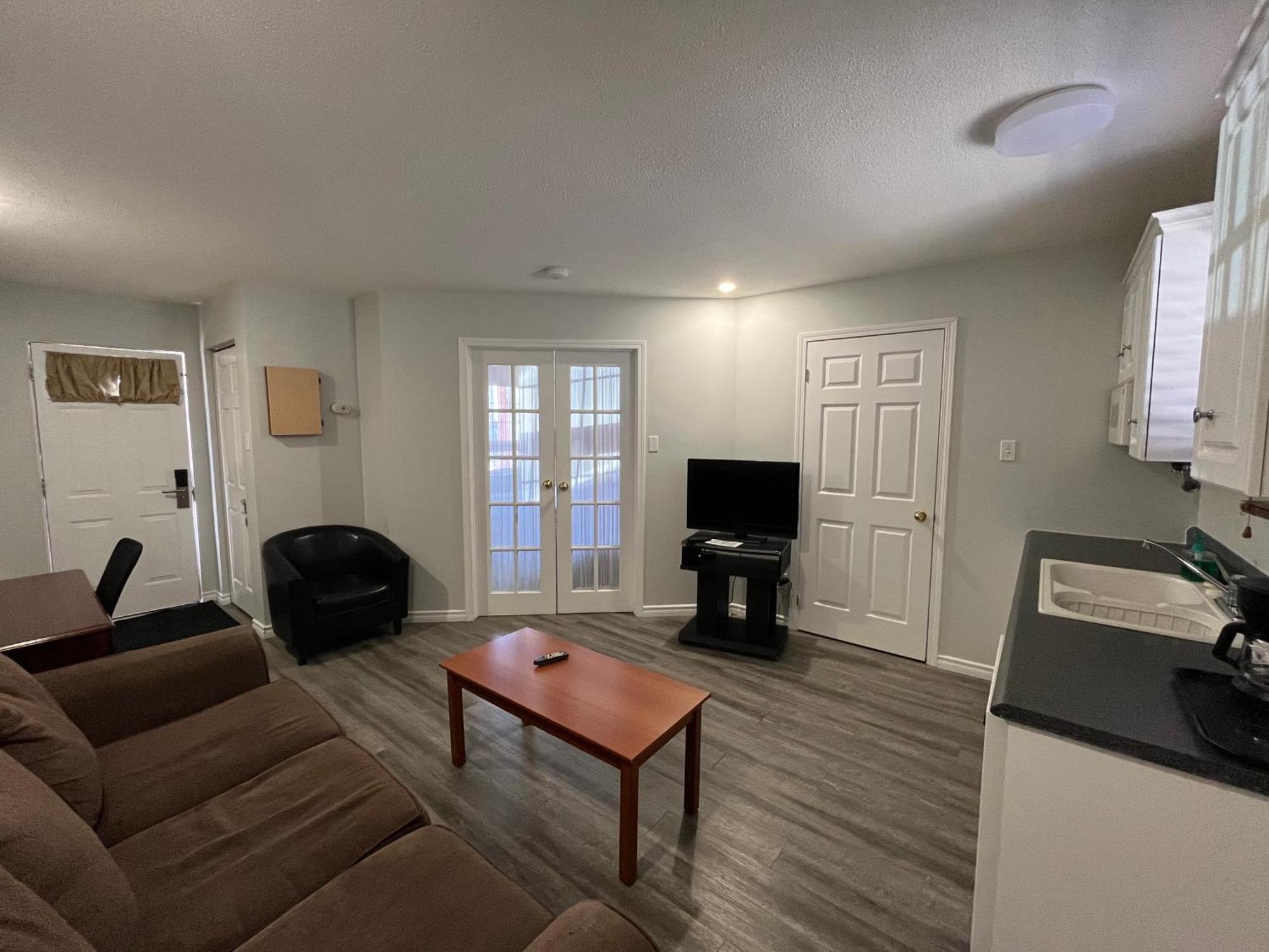 Lakeshore Suites North Bay Buitenkant foto