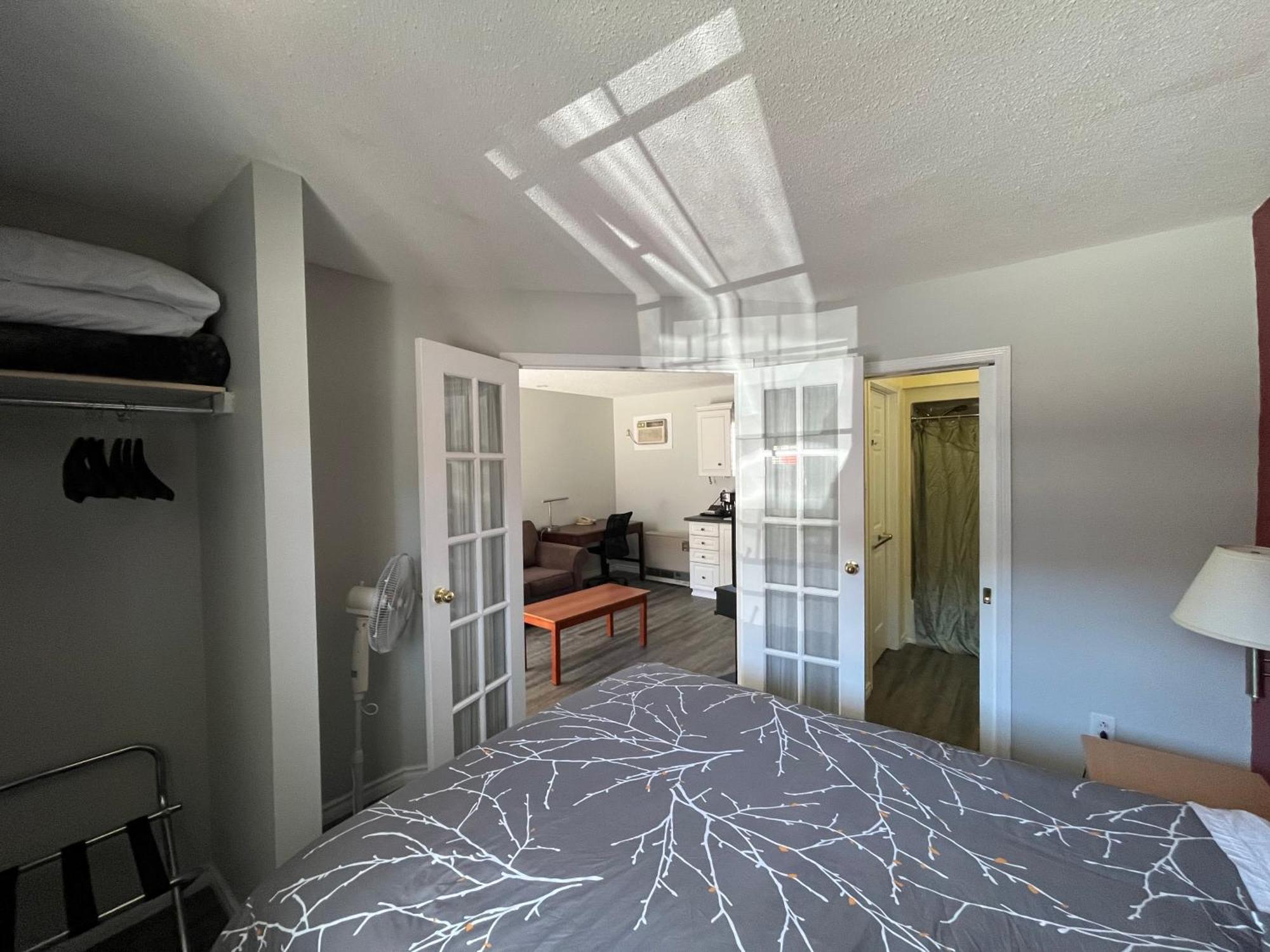 Lakeshore Suites North Bay Buitenkant foto