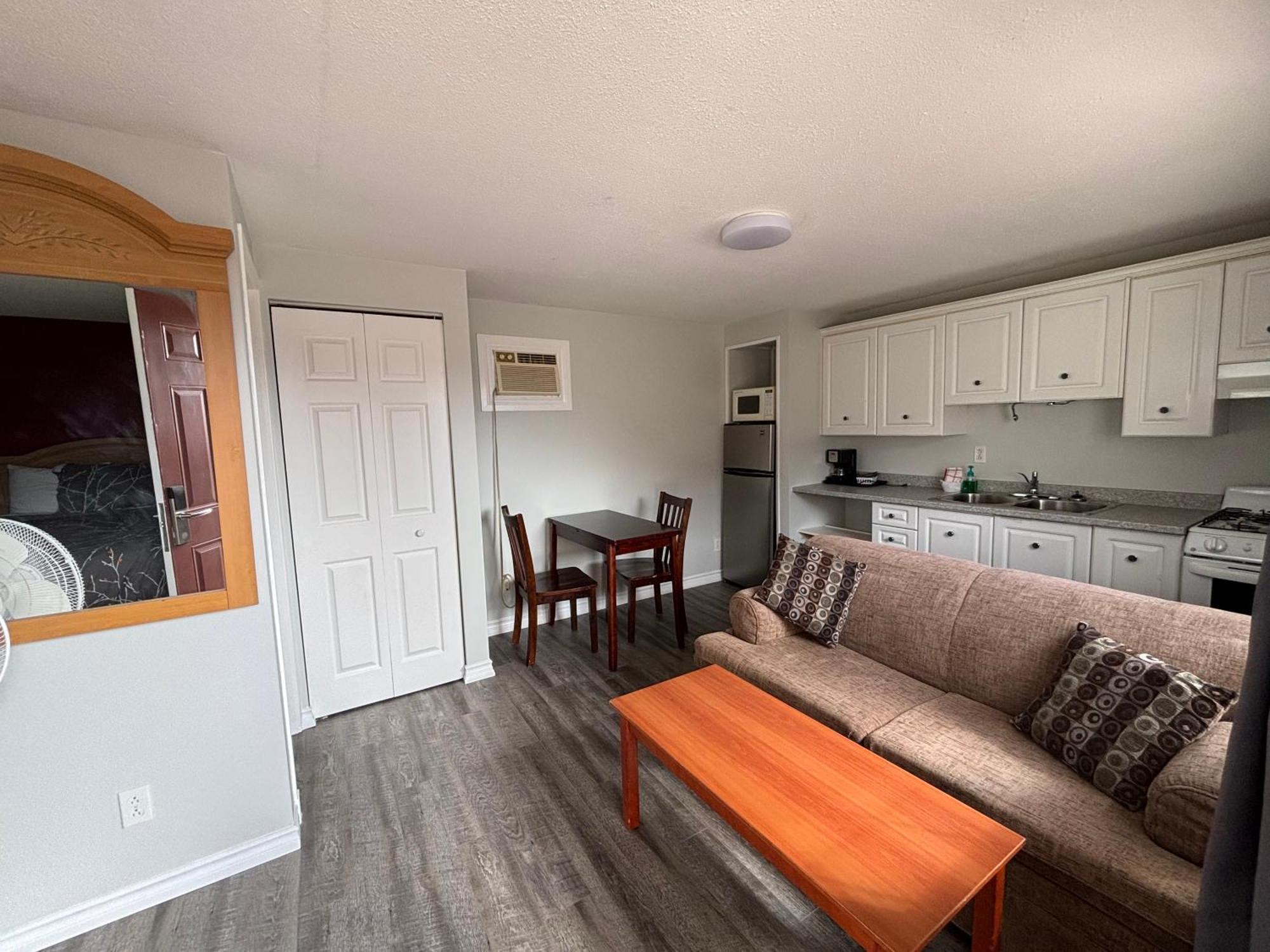 Lakeshore Suites North Bay Buitenkant foto